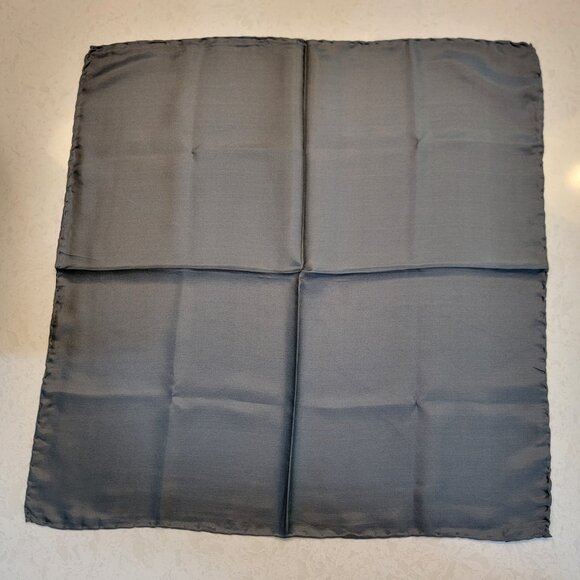Vintage Men's Blue Gray 100% Silk Pocket‎ Square 18” Italy Hand Rolled - Picture 1 of 3